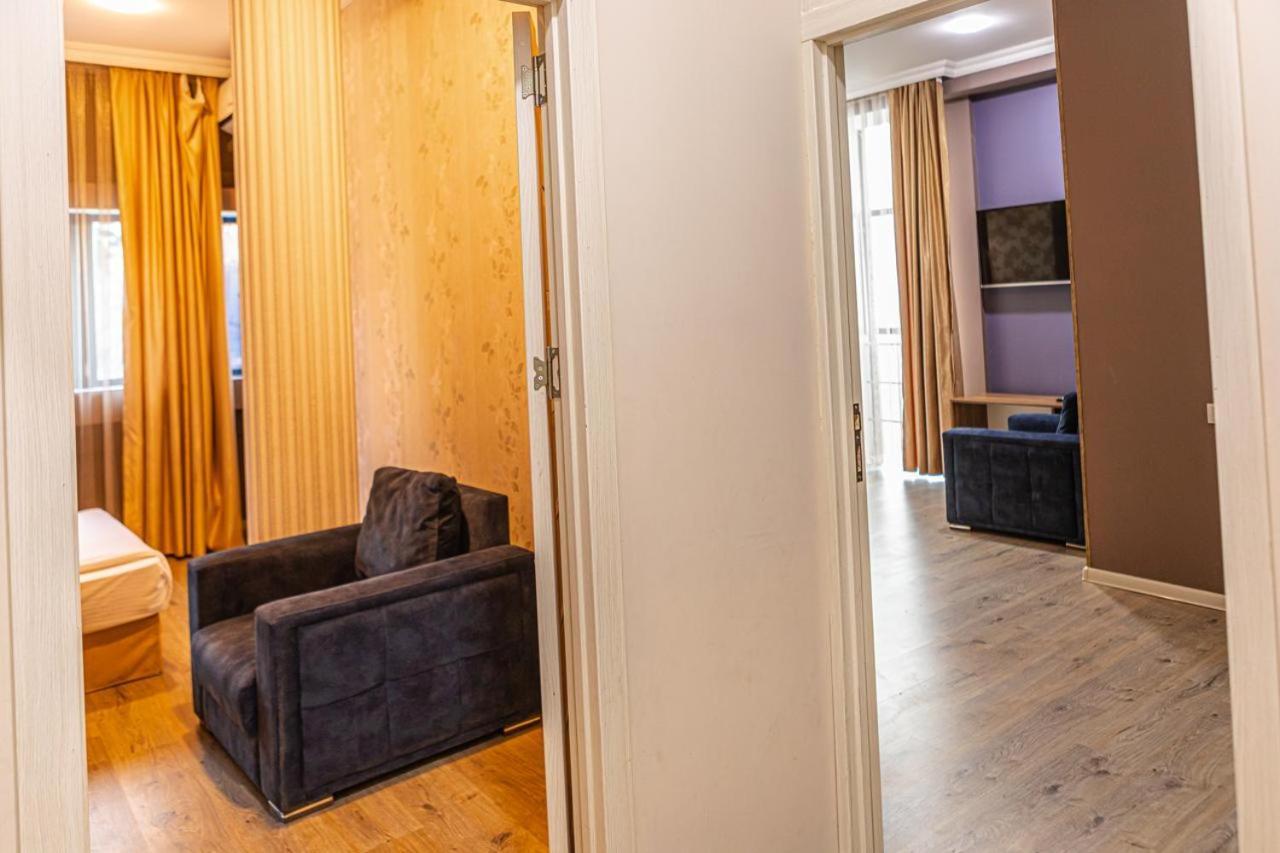 Square Otel 4*